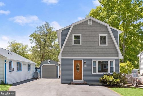 315 Highland Dr, EDGEWATER, MD, 21037-2927 | Card Image