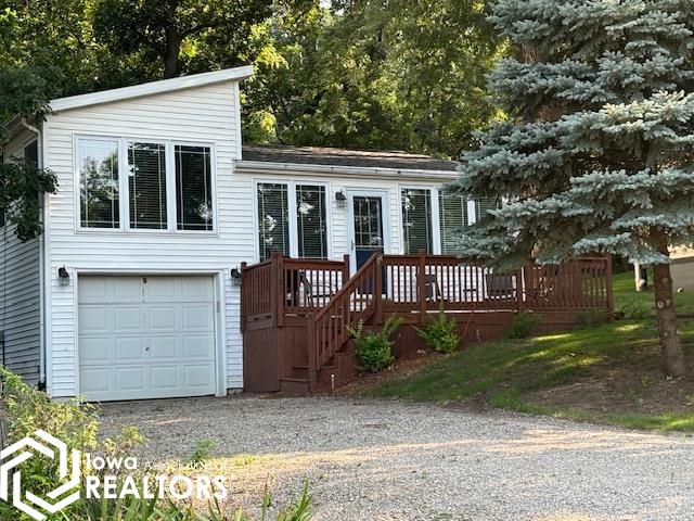 Lakeshore Dr, Brooklyn, IA 52211