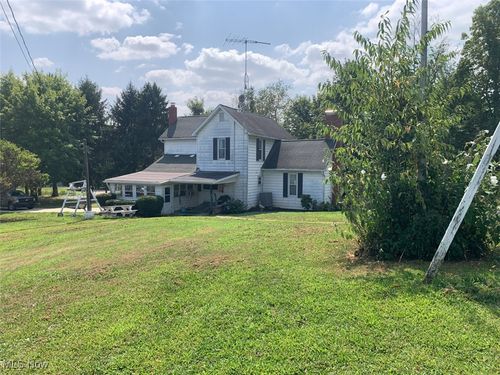 2260 Paris Ave Se, Paris, OH, 44669-9730 | Card Image