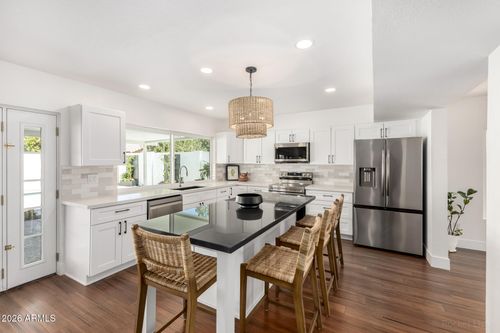 1546 E Windjammer Way, Tempe, AZ, 85283-2151 | Card Image