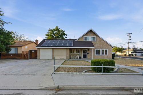 2300 La France Drive, Bakersfield, CA, 93304 | Card Image