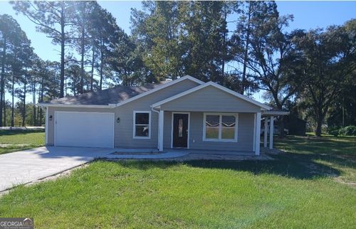 13 Dallas Cir, Folkston, GA, 31537-6756 | Card Image
