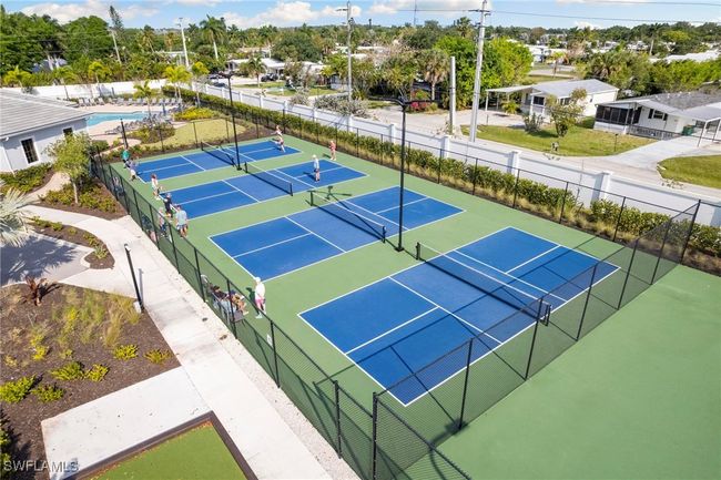 1208 Enbrook Loop, House attached with 2 bedrooms, 2 bathrooms and null parking in NAPLES FL | Image 35