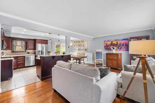 17 Birch Dr, Nanuet, NY, 10954-1808 | Card Image