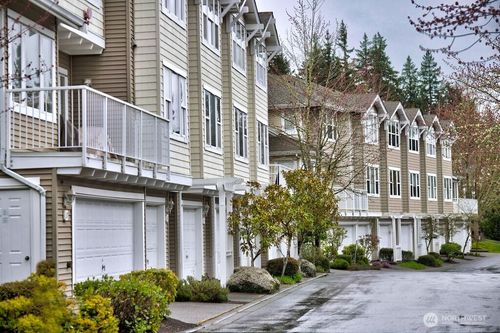 40-2680 139th Ave Se, Bellevue, WA, 98005-4088 | Card Image