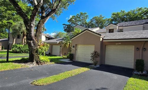 154 Nw 98th Ter, Plantation, FL, 33324-7216 | Card Image