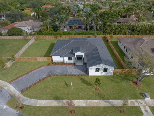 8231 Sw 193rd St, Cutler Bay, FL, 33157-8069 | Card Image