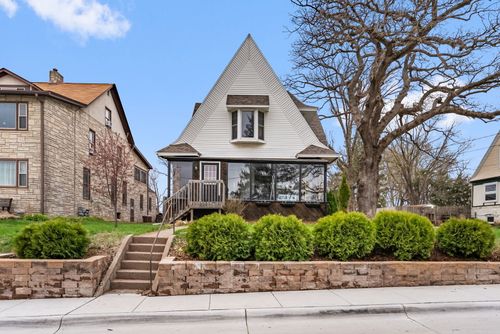 2218 Newberry St, Davenport, IA, 52804-4150 | Card Image