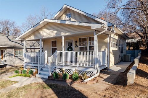 1207 Atchison St, Atchison, KS, 66002-2343 | Card Image