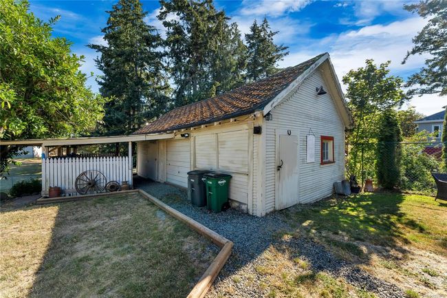 1867 Feltham Rd, House other with 2 bedrooms, 1 bathrooms and 1 parking in Saanich BC | Image 28
