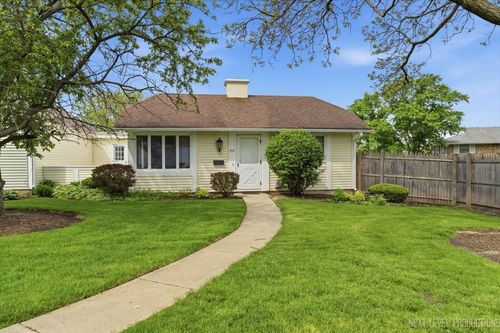 1-25 Garden Dr, Montgomery, IL, 60538-2201 | Card Image