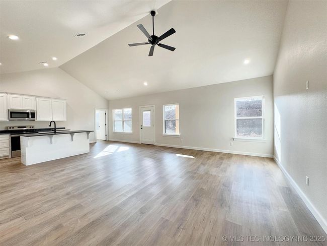 890 E Harlan Dr, House other with 3 bedrooms, 2 bathrooms and null parking in Tahlequah OK | Image 8