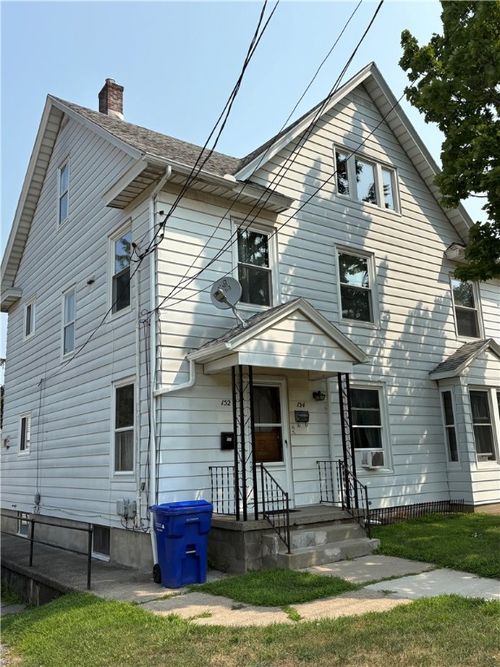 152 E Main St, Webster, NY, 14580-3230 | Card Image