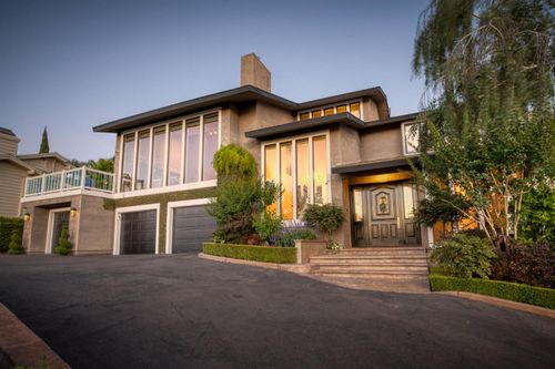 7560 N Valentine Avenue, Fresno, CA, 93711 | Card Image