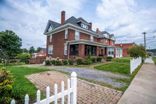 1116 Morgantown Ave, Fairmont, WV, 26554-4502 | Card Image
