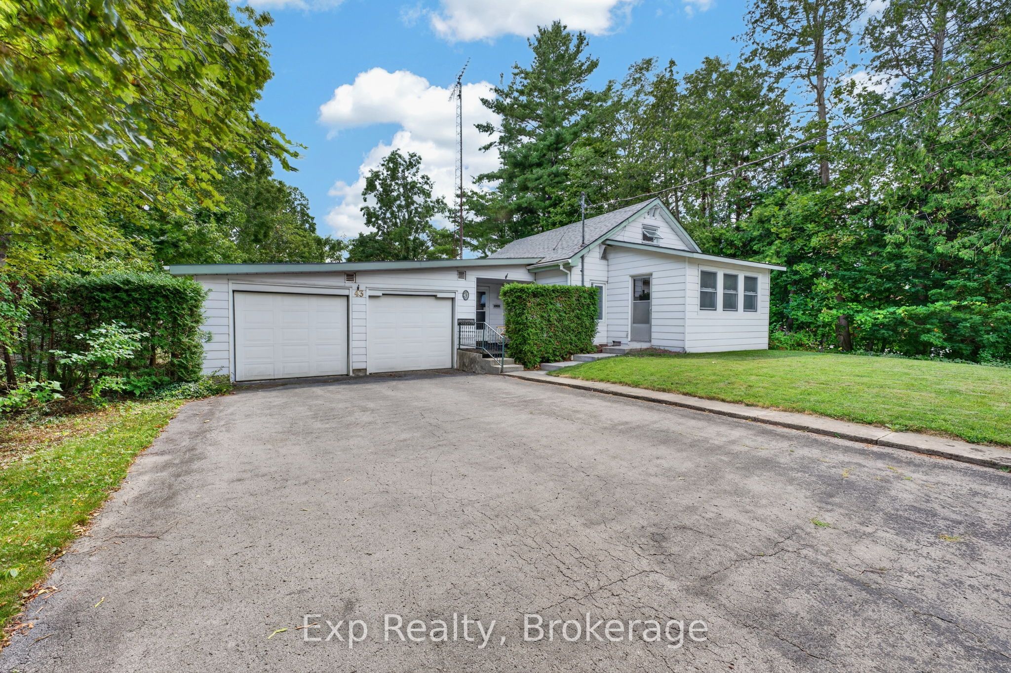 Residential in Prince Edward County 3
