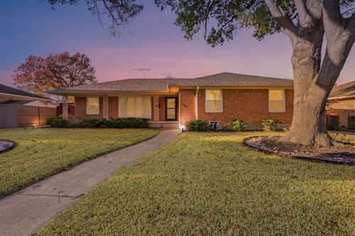 905 Daventry Dr, Garland, TX, 75040-3316 | Card Image