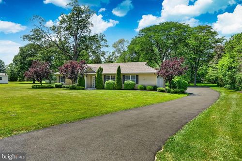 246 Oak Park Rd, HATFIELD, PA, 19440-3629 | Card Image