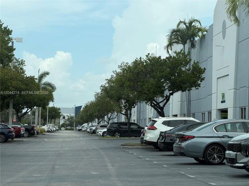 30-10871 Nw 122nd St, Medley, FL, 33178-3169 | Card Image