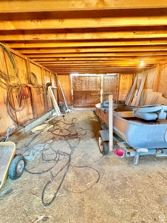 Interior of the barn | Image 76