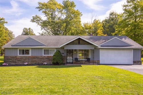 413 Harris Rd, Richmond Heights, OH, 44143-1756 | Card Image