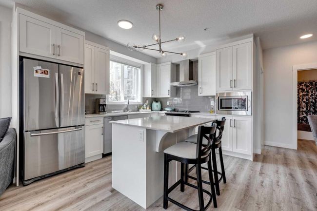4102 - 522 Cranford Drive Se, Home with 2 bedrooms, 2 bathrooms and 1 parking in Calgary AB | Image 3
