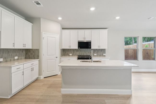 2221 Dunbar Dr, House other with 4 bedrooms, 3 bathrooms and null parking in Sherman TX | Image 14