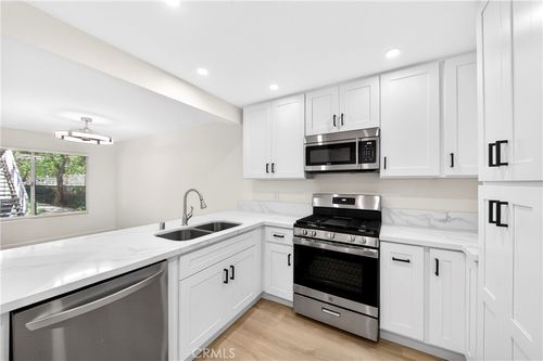 22238 S Vermont Ave, Torrance, CA, 90502-2165 | Card Image