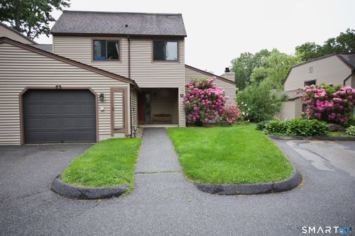 3-3 Walnut Ln, Avon, CT, 06001-4539 | Card Image