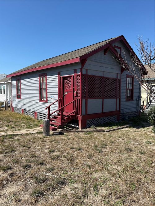 1002 Avenue M, Galveston, TX, 77550-6243 | Card Image