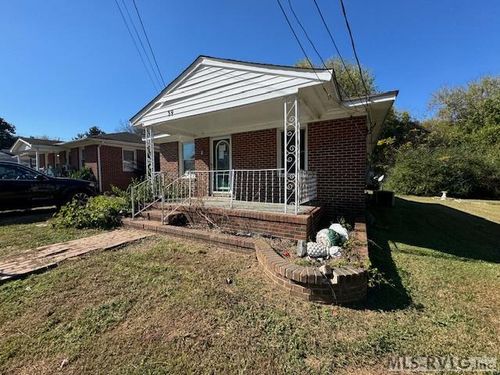 39 N Carolina St, Lawrenceville, VA, 23868-2624 | Card Image