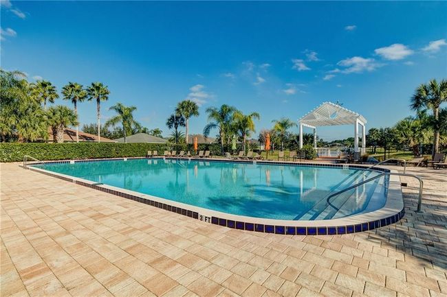 5 - 1172 Breezy Way, Condo with 2 bedrooms, 2 bathrooms and null parking in Sebastian FL | Image 34