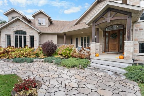 7632 Wellington 34 Rd, Puslinch, ON, N0B | Card Image