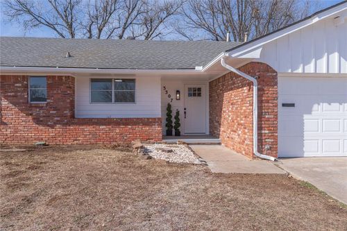 3307 Mockingbird Ln, Oklahoma City, OK, 73110-3813 | Card Image