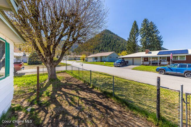 203 S First St, House other with 4 bedrooms, 2 bathrooms and null parking in Osburn ID | Image 27