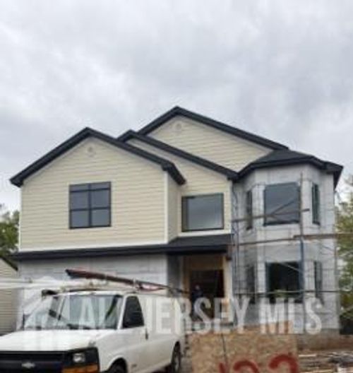 122 Arthur Ave, Colonia, NJ, 07067-1361 | Card Image