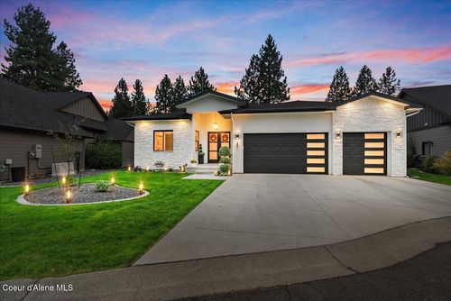 540 N St Andrews Pl, Post Falls, ID, 83854-8255 | Card Image