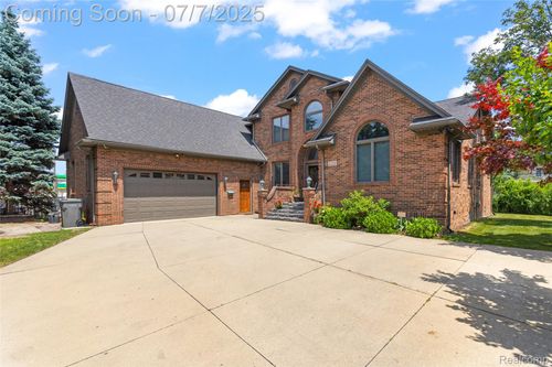 121 S Telegraph Rd, Dearborn, MI, 48124-1476 | Card Image