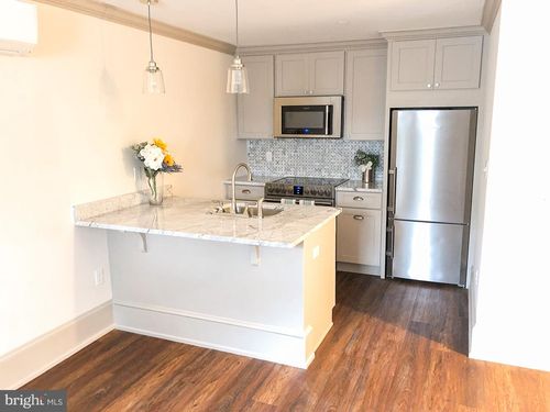 unit-b-1302 E Capitol St Ne, WASHINGTON, DC, 20003-1660 | Card Image