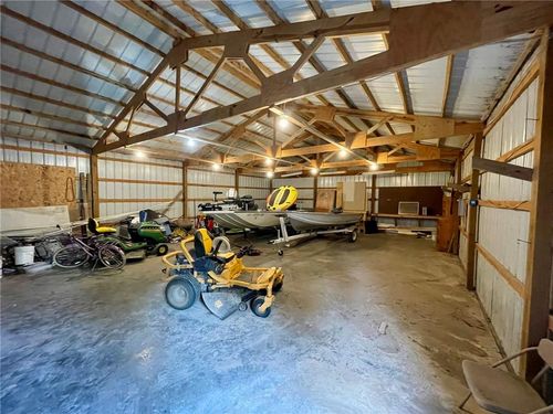 209 E Kentucky N A, Windsor, MO, 65360 | Card Image