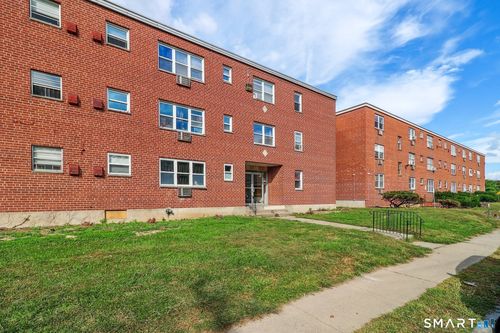 apt-d1-24 Merrill St, Hartford, CT, 06106-2921 | Card Image