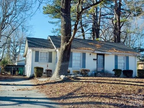 735 Pondella Dr, Charlotte, NC, 28213-6115 | Card Image