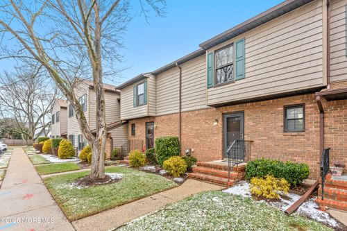 103 Pheasant Run, Edison, NJ, 08820-2944 | Card Image