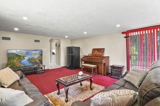 35 Snake Brook Rd, House other with 3 bedrooms, 2 bathrooms and 4 parking in Wayland MA | Image 14