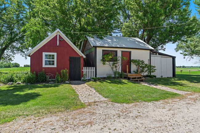 30789 5 Points Rd, House other with 3 bedrooms, 2 bathrooms and 6 parking in Kingston IL | Image 33