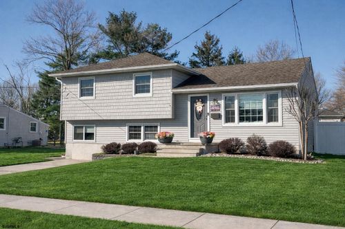 1410 Massachusetts Ave, Somers Point, NJ, 08244-1330 | Card Image