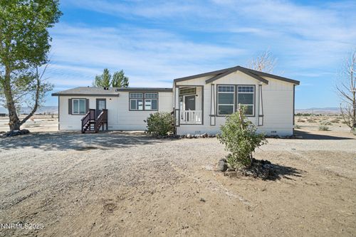 1295 E 10th St, Silver Springs, NV, 89429-8660 | Card Image