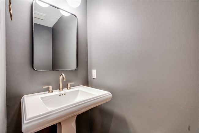 1119 Bay Hill Dr, Condo with 3 bedrooms, 4 bathrooms and 2 parking in Gibsonia PA | Image 22