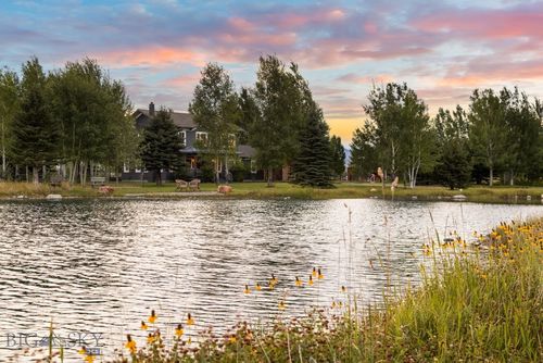 1921 E River Rd, Livingston, MT, 59047-9146 | Card Image