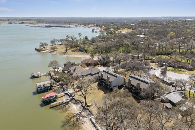 Lake front condo with community dock on Eagle Mountain Lake | Image 31
